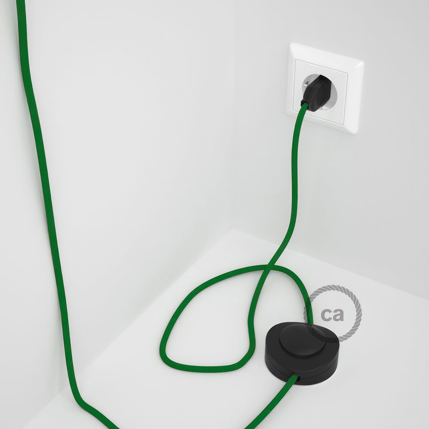 Wiring Pedestal, RM06 Green Rayon 3 m. Choose the colour of the switch and plug.