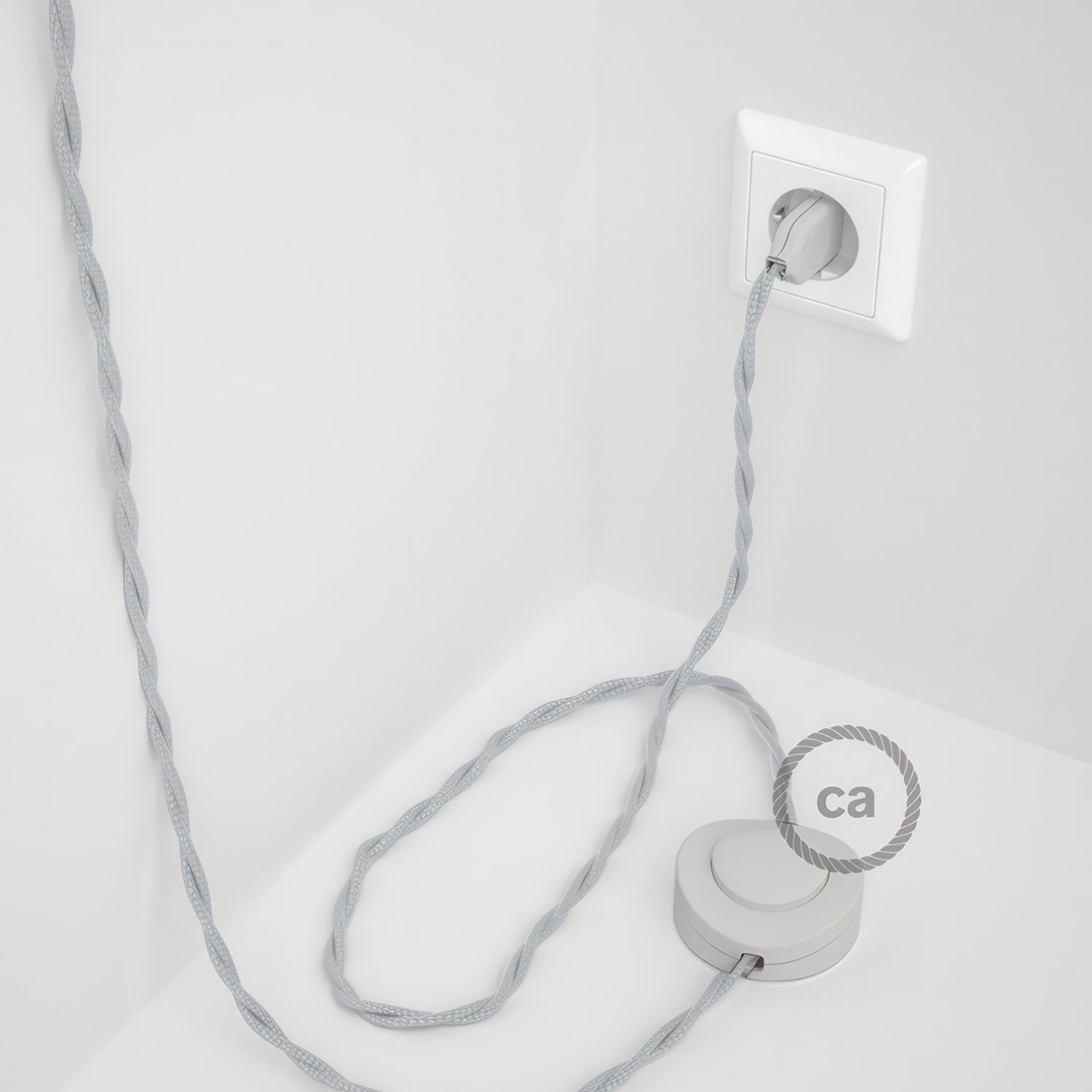 Wiring Pedestal, TM02 Silver Rayon 3 m. Choose the colour of the switch and plug.