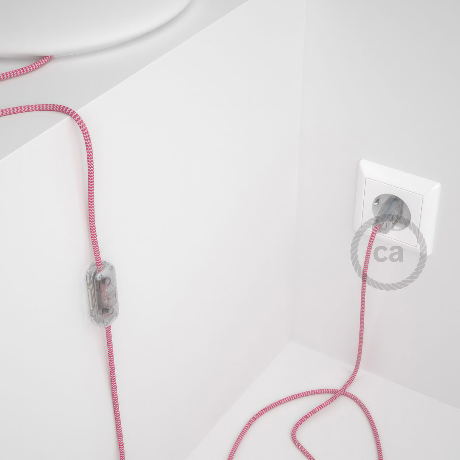 Lamp wiring, RZ08 Fuchsia ZigZag Rayon 1,80 m. Choose the colour of the switch and plug.