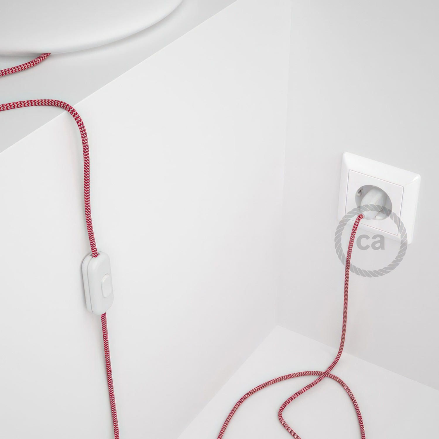 Lamp wiring, RZ09 Red ZigZag Rayon 1,80 m. Choose the colour of the switch and plug.