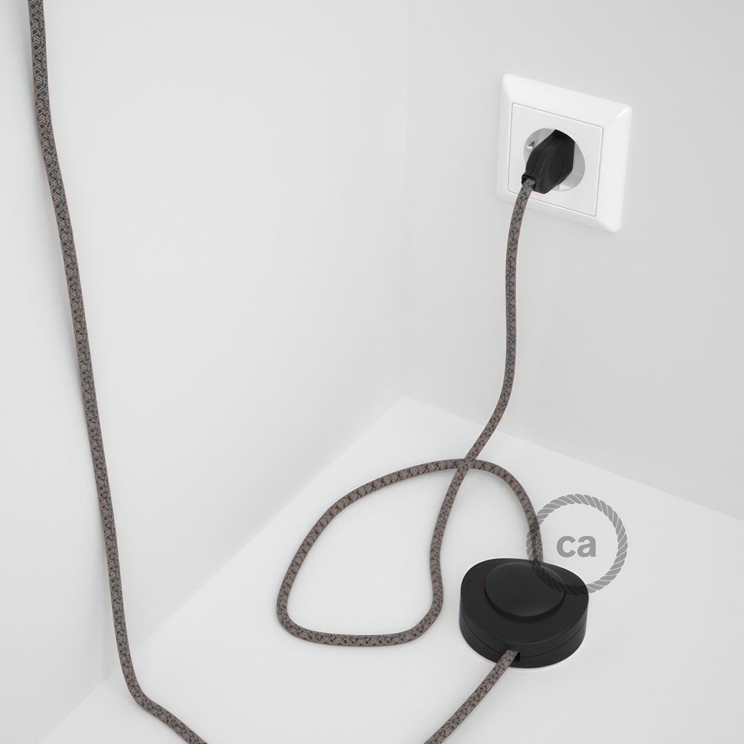 Wiring Pedestal, RD64 Anthracite Diamond Cotton and Natural Linen 3 m. Choose the colour of the switch and plug.
