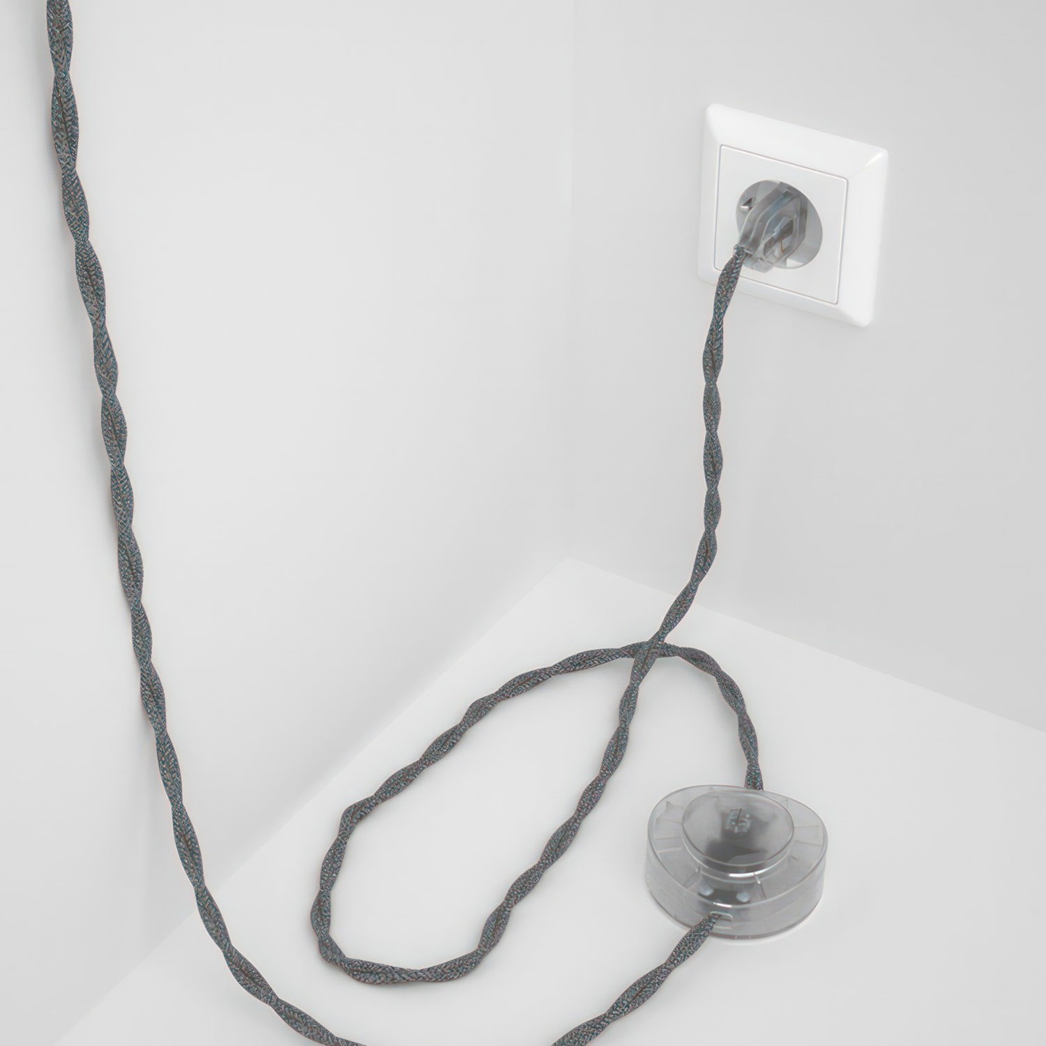 Wiring Pedestal, TN02 Grey Natural Linen 3 m. Choose the colour of the switch and plug.