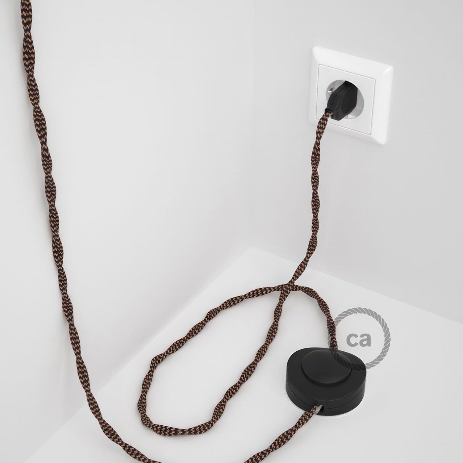 Cableado para lámpara de pie, cable TZ22 Efecto Seda Negro y Whisky 3 m. Elige tu el color de la clavija y del interruptor!