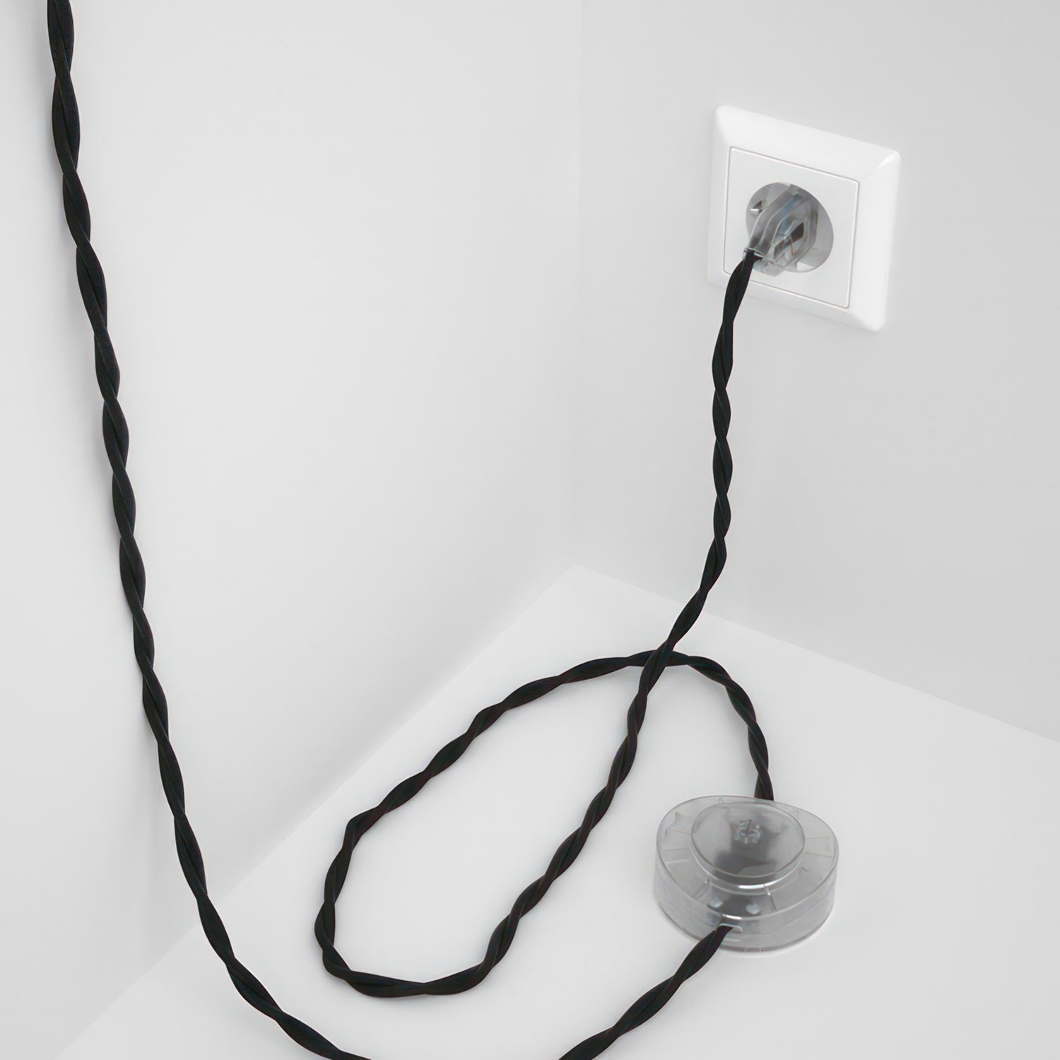 Wiring Pedestal, TC04 Black Cotton 3 m. Choose the colour of the switch and plug.
