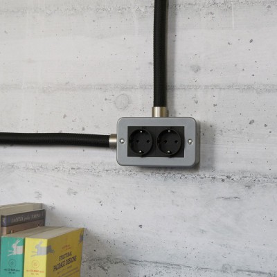 Caja de pared de metal con doble enchufe Schuko para Creative-Tube