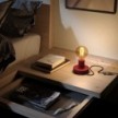 Posaluce - Lámpara de mesa de cuero con clavija de 2 polos