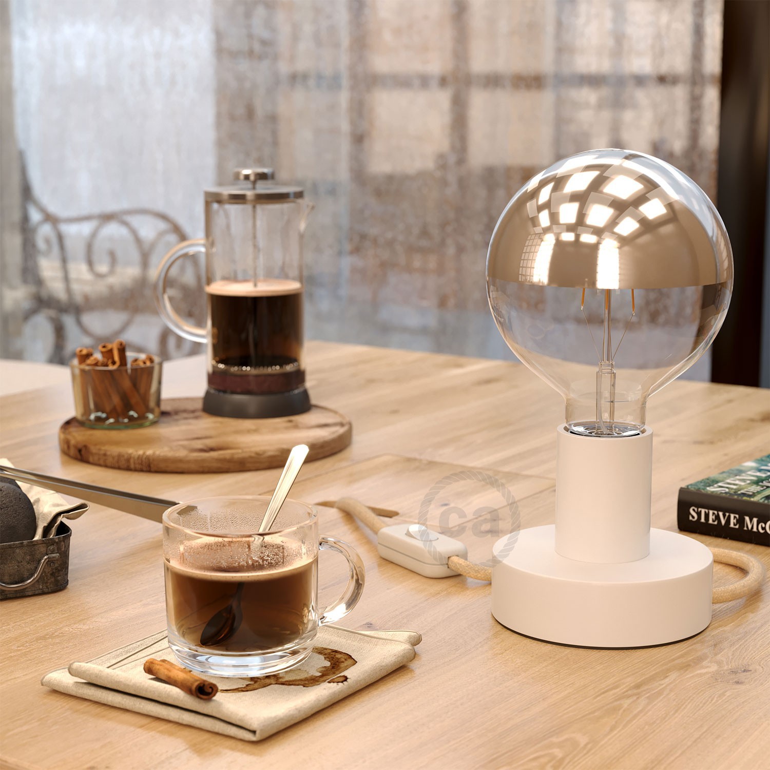 Posaluce - Small wooden Table Lamp with UK plug