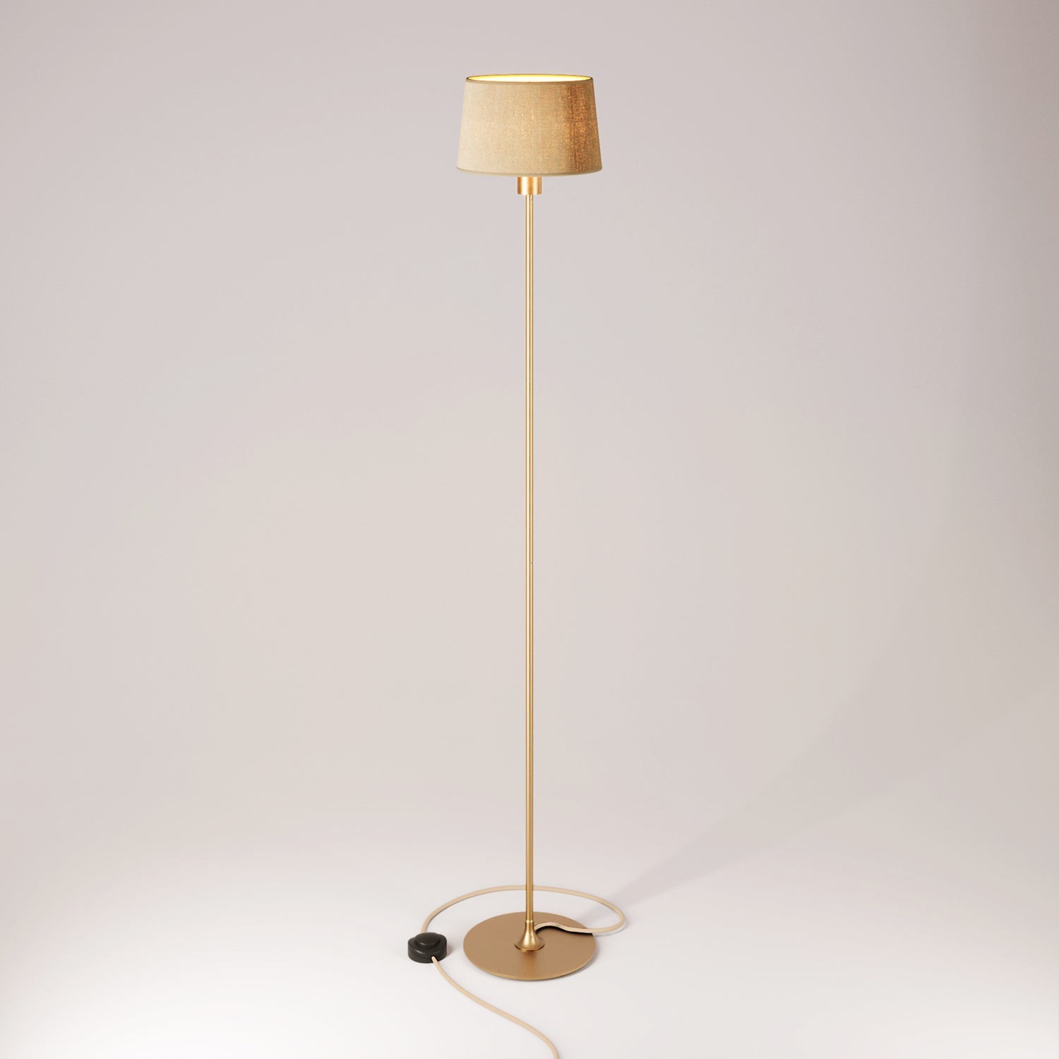 MAG-Y floor lamp with round metal base and Athena shade