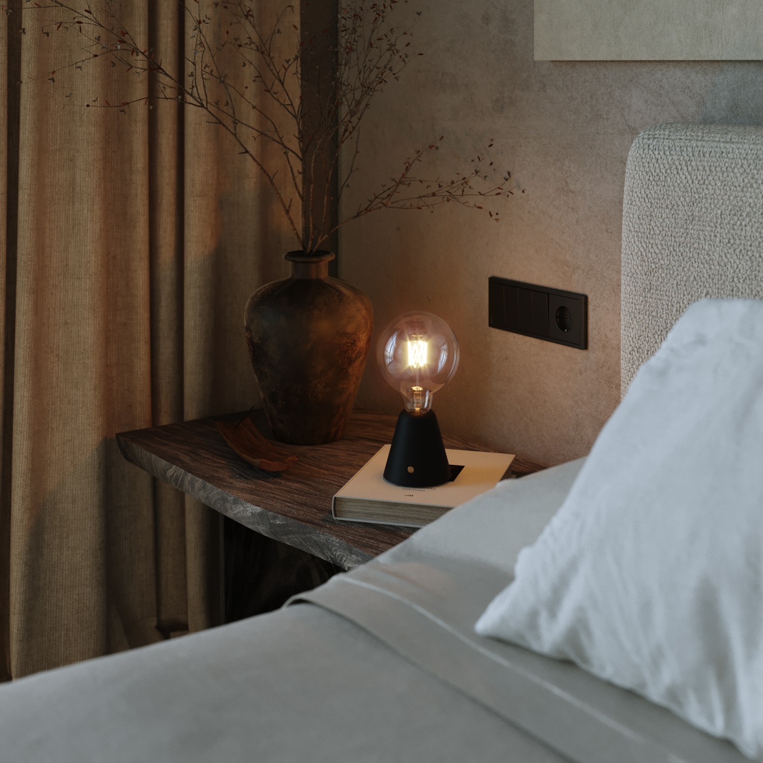 Portable and rechargeable Cabless01 lamp base
